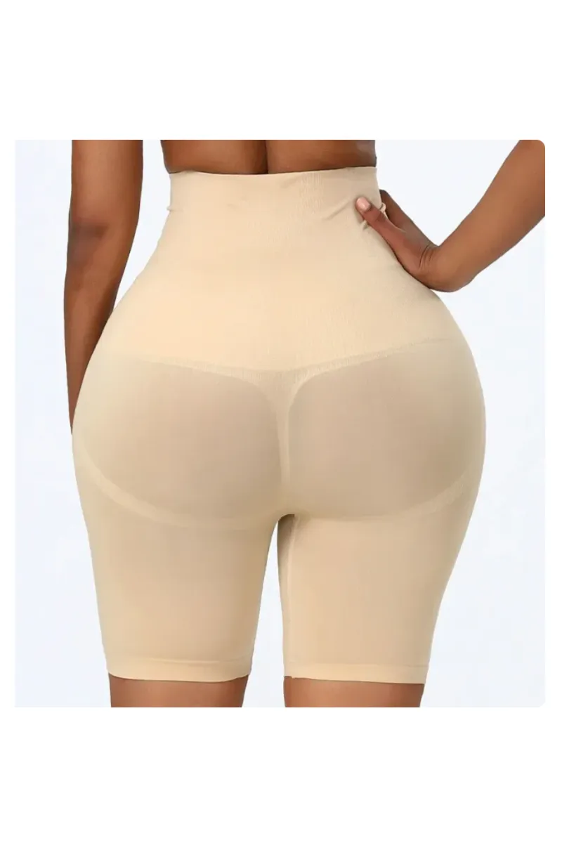ALINE SEAMLESS SHORTS | SHAPER