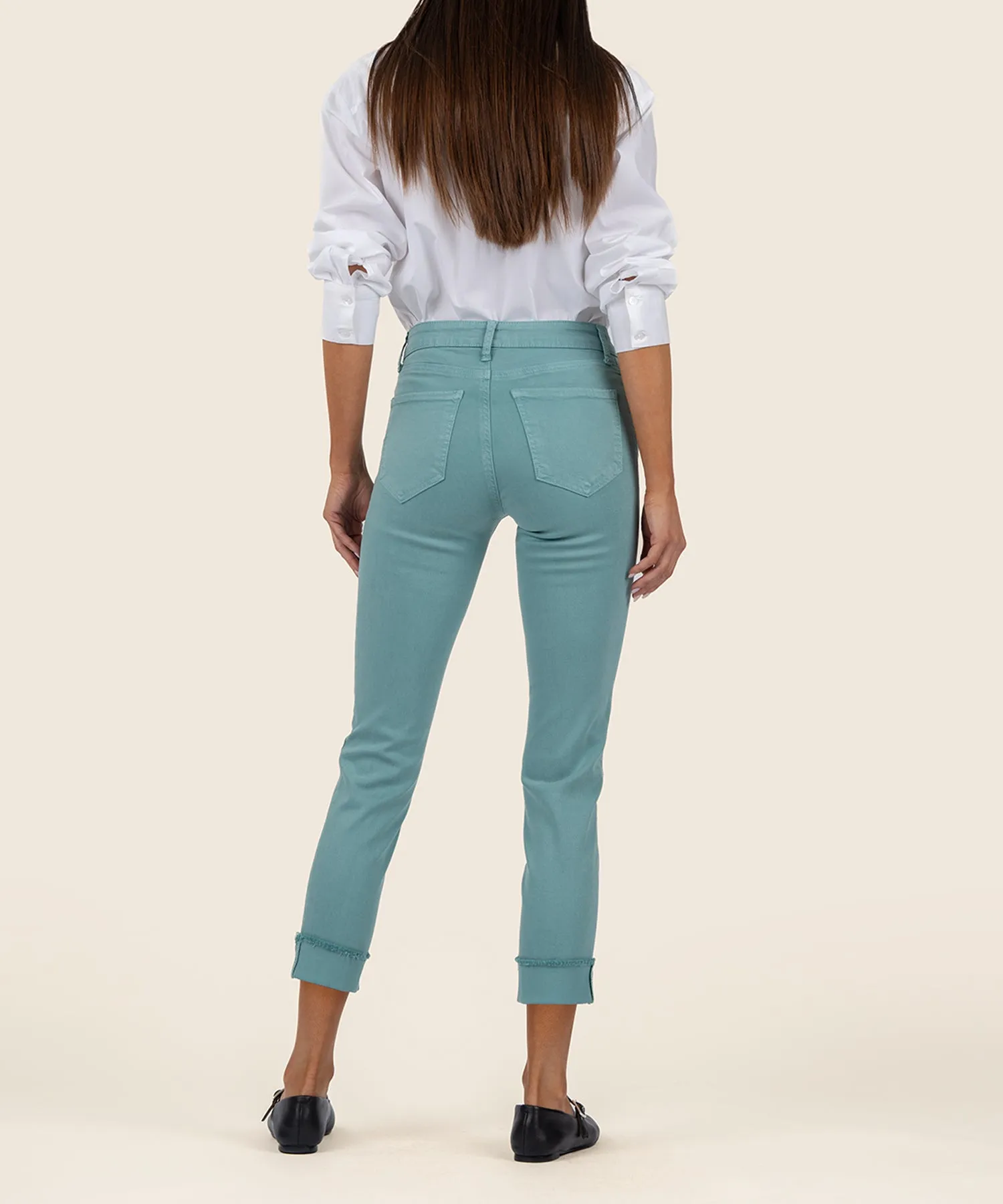 Amy Mid Rise Crop Straight Leg