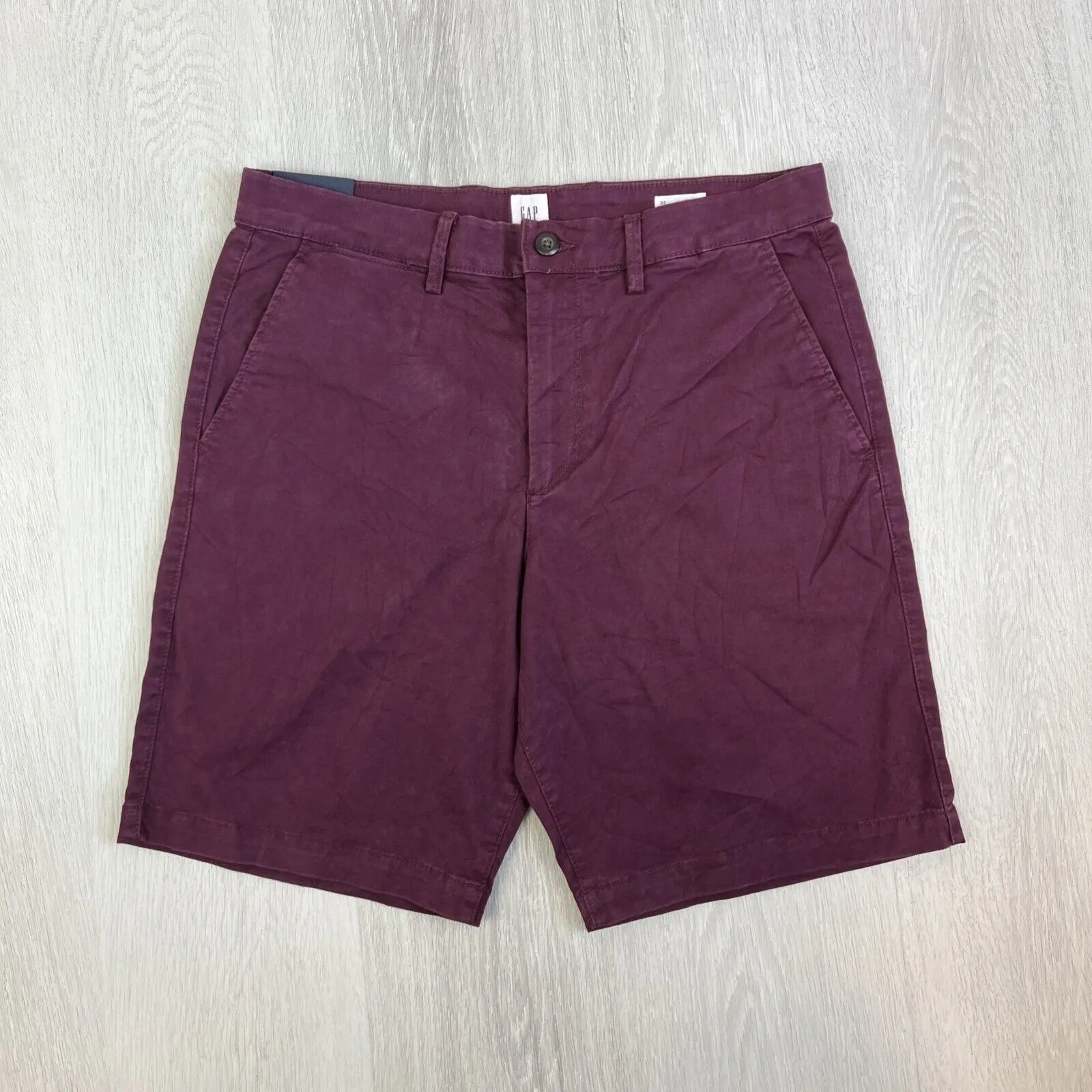 GAP Mens Maroon 10 Inch Stretch Chino Short Size 32 (NEW)