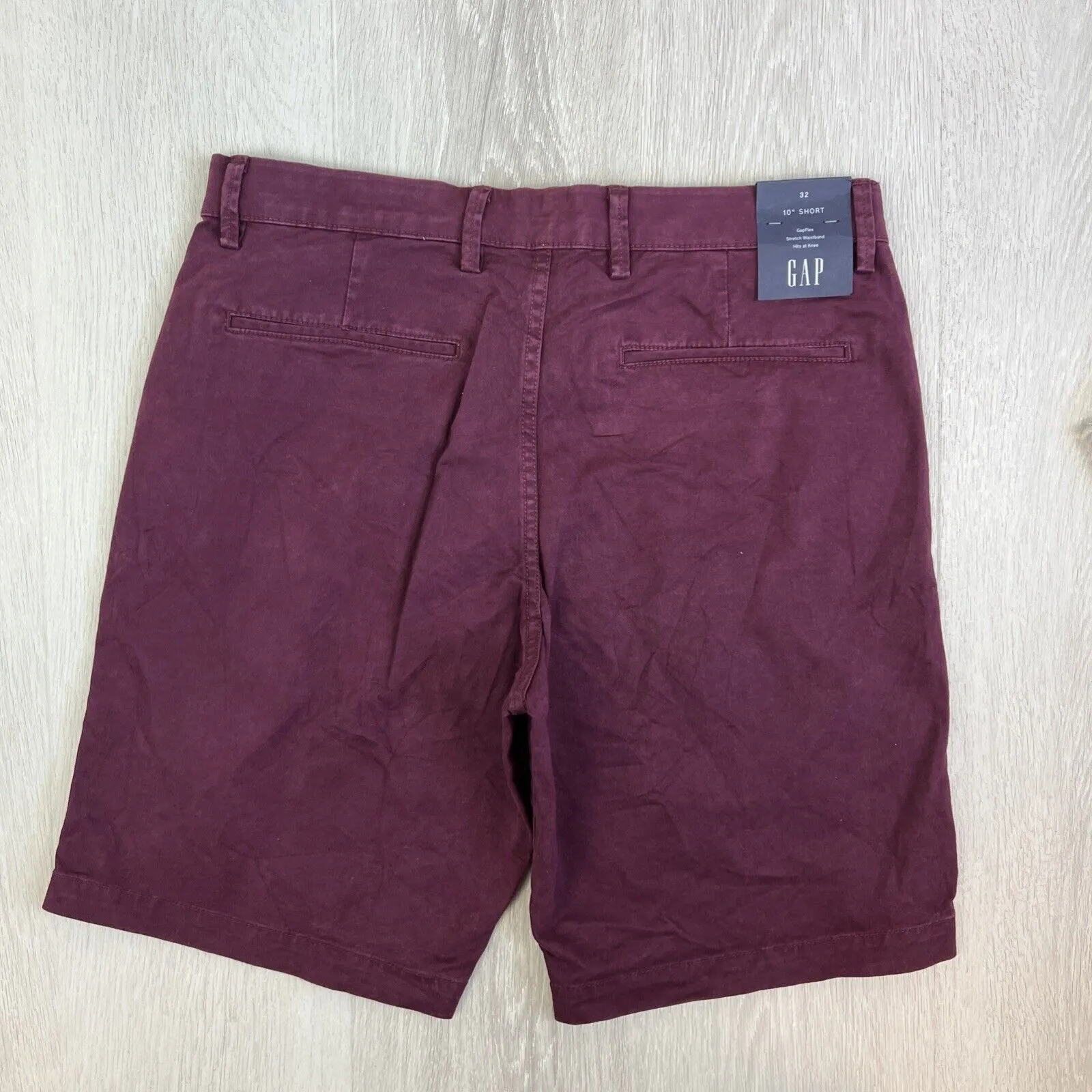 GAP Mens Maroon 10 Inch Stretch Chino Short Size 32 (NEW)