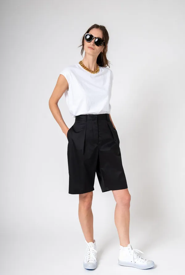 Perfect Short in Black