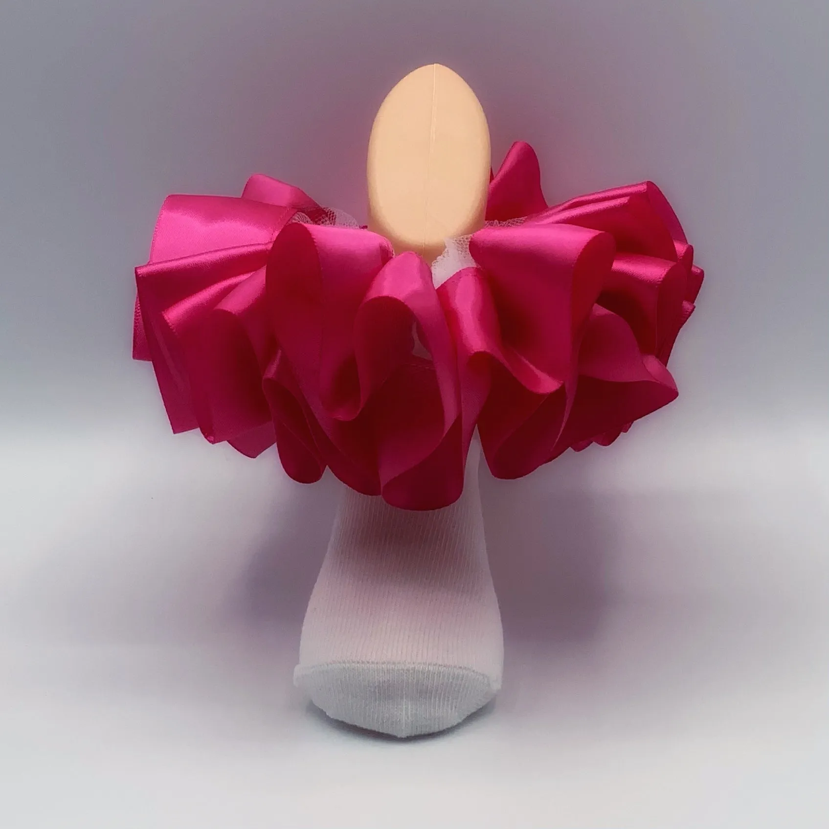 Ruffle Socks - Fuchsia Ribbon (detachable)