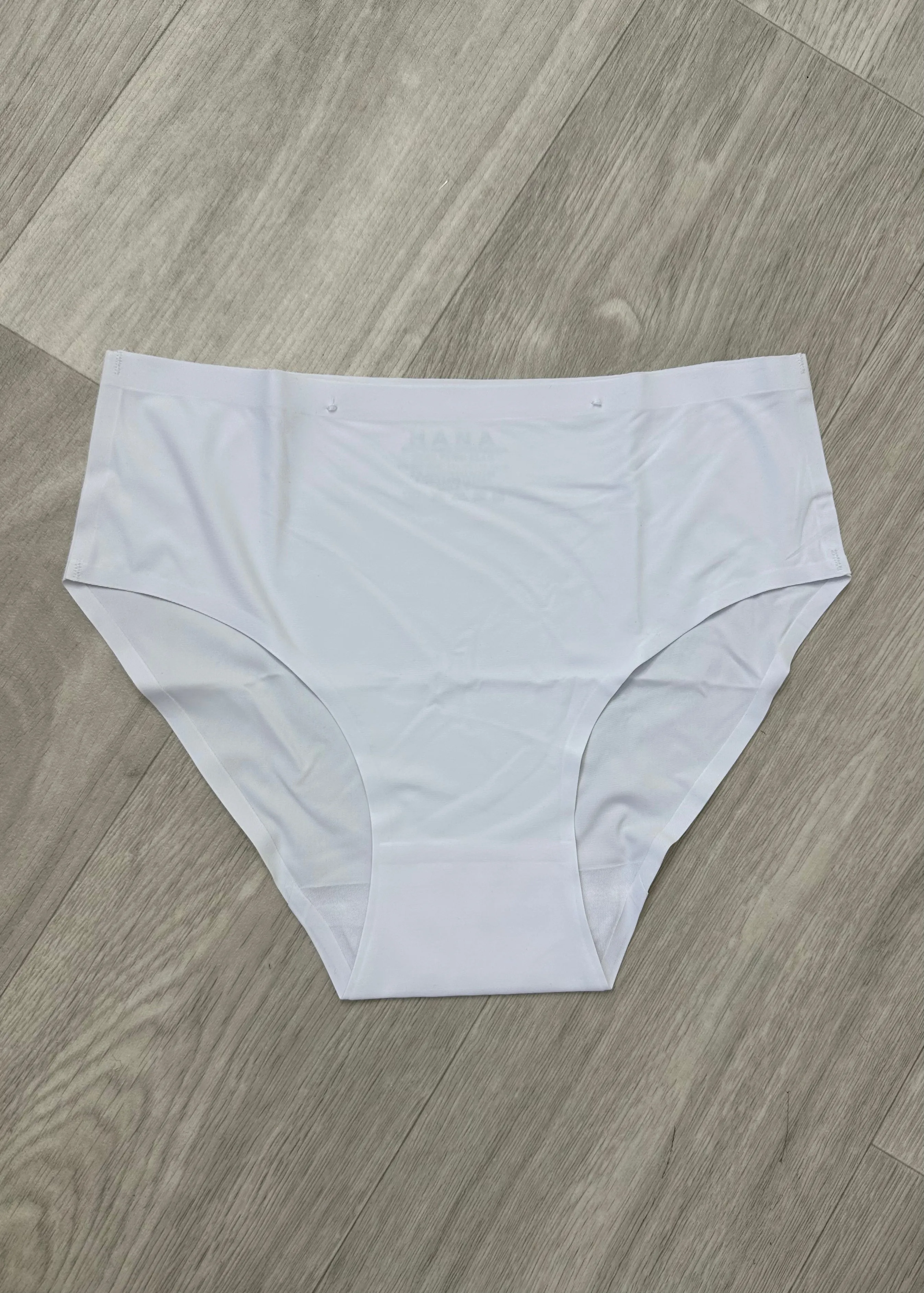 Rumi White Seamless Briefs
