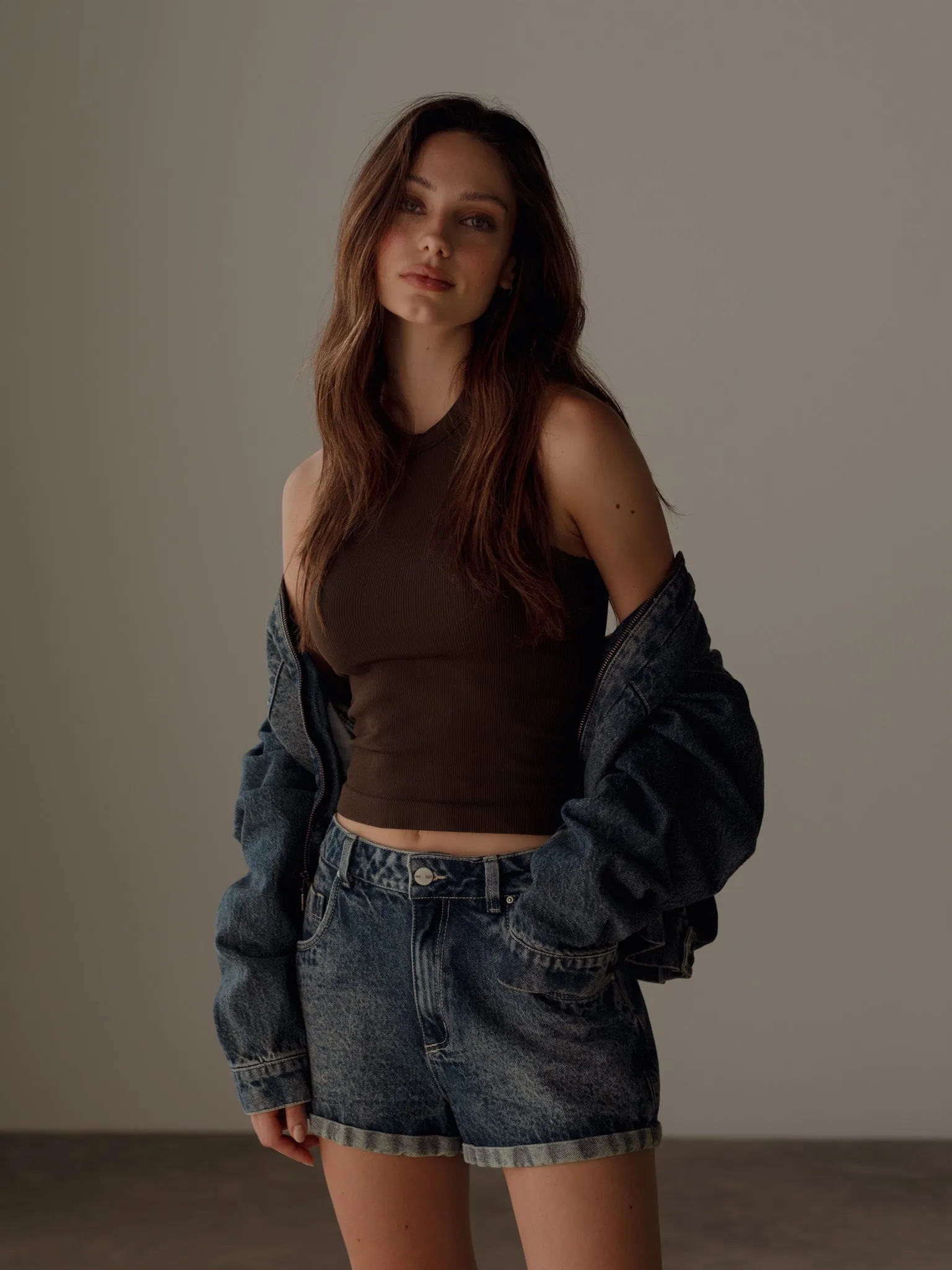 SEAMLESS TANK TOP - ESPRESSO