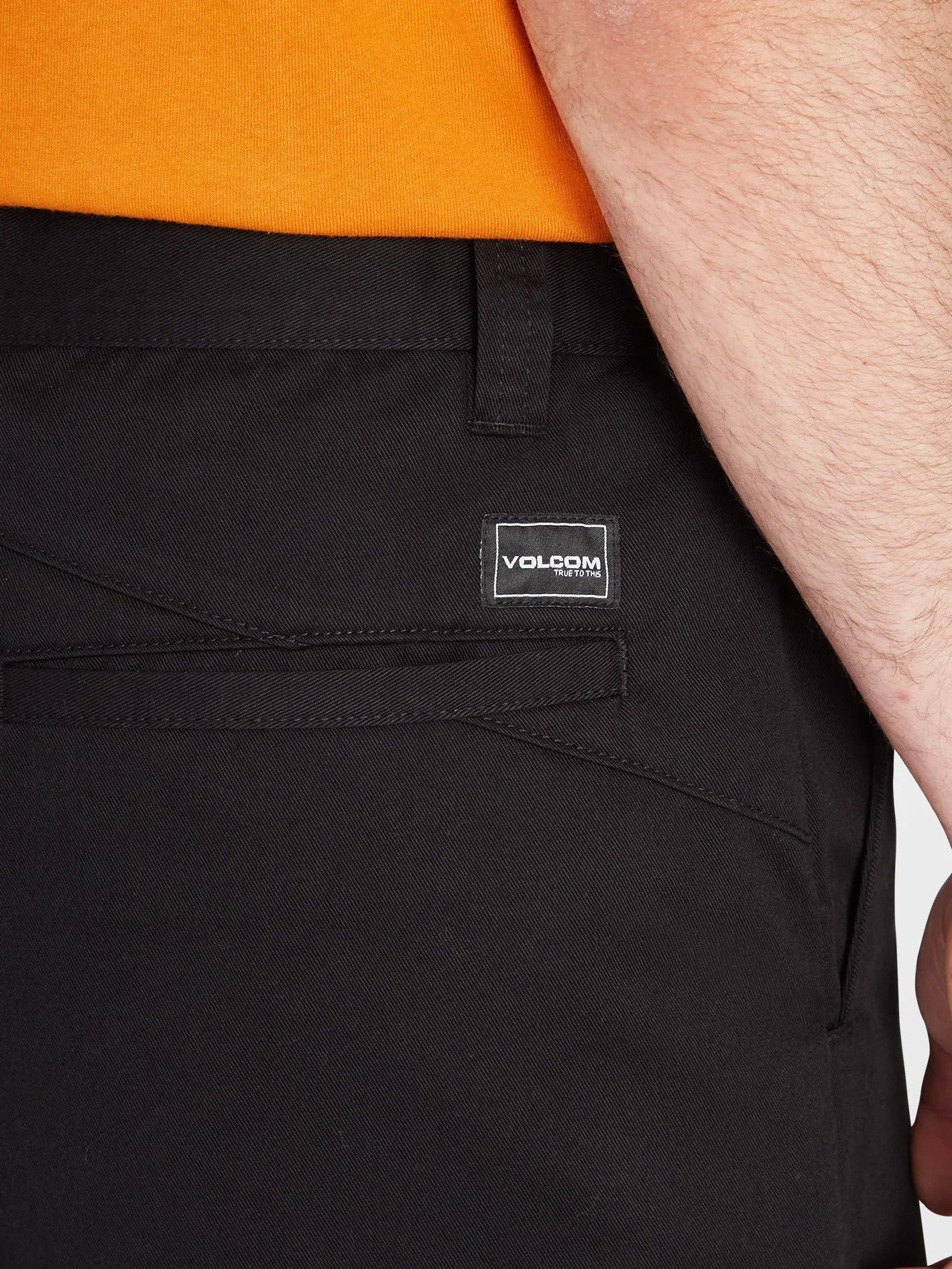 Short Loose Truck - BLACK