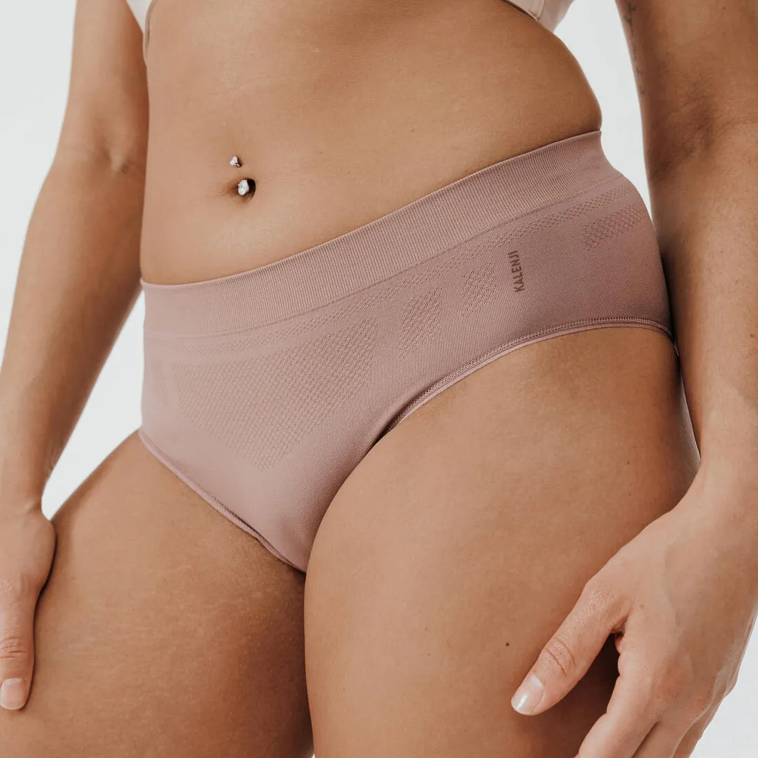 Women's Seamless Briefs