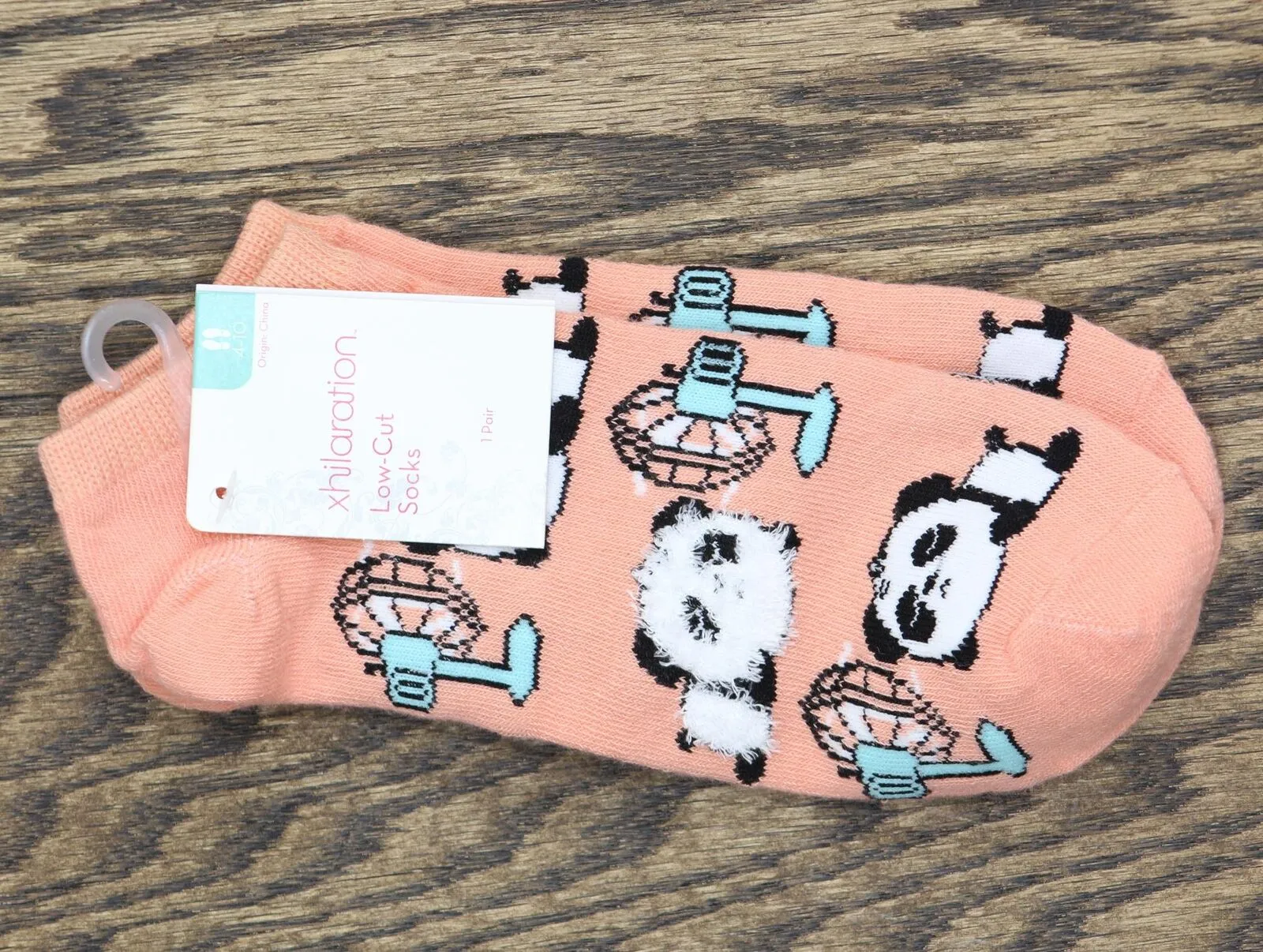 Xhilaration Women's Cool Pandas Low Cut Socks
